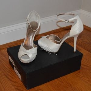 Adrianna Papell ivory wedding heels, ankle strap.